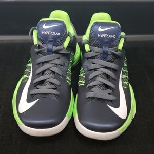 NikeiD Hyperdunk Seattle Seahawks colors